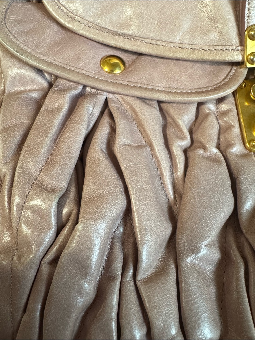 Miu Miu Neutral Pink Matelassé Coffer Hobo Bag w/ Strap - Picture 16 of 16